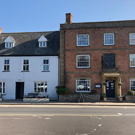 The Ilchester Arms Hotel, Ilchester Somerset Exterior photo
